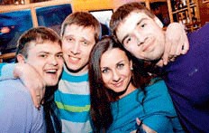 Иван Иполитов с друзьями
